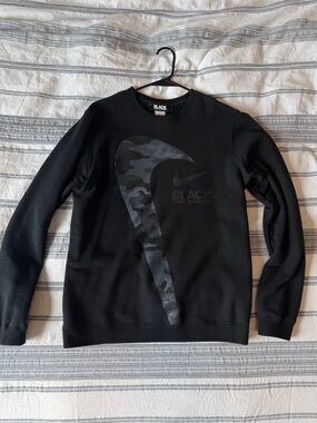 Comme des Garcons BLACK x NIKE Black Crewneck Sweatshirt with Camo Swoosh